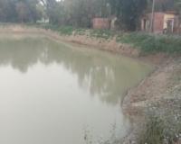 अयोध्या : किसान को पट्टे में मिले तालाब को बनाया अमृत सरोवर, लगान भी वसूल रहे 